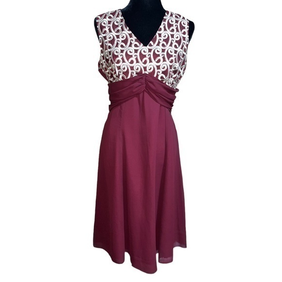 Vintage CLARA Burgundy & Gold Lace Formal Gown Dress SZ XL - Picture 1 of 7